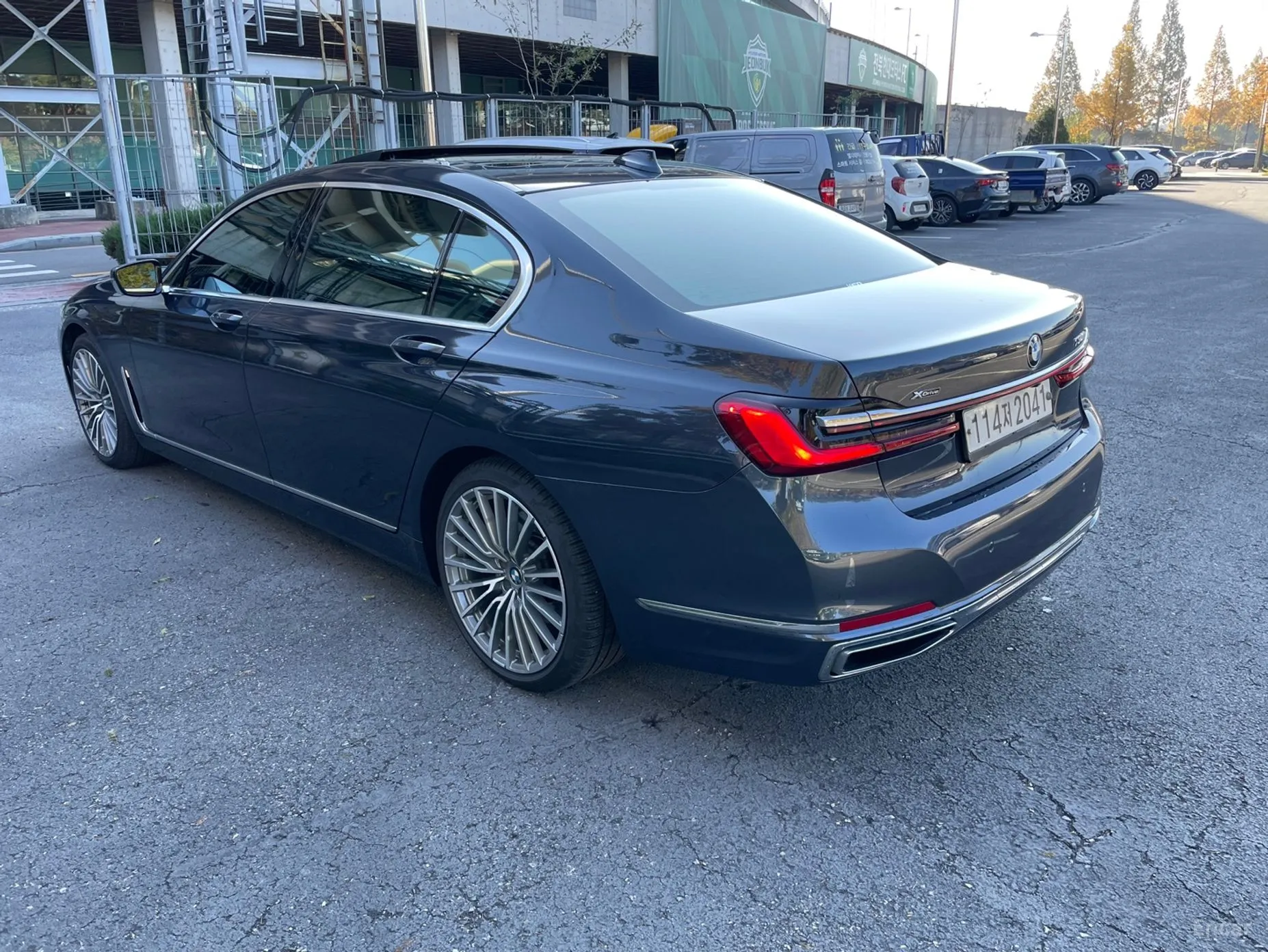 BMW 7 Series (G11) превью 3