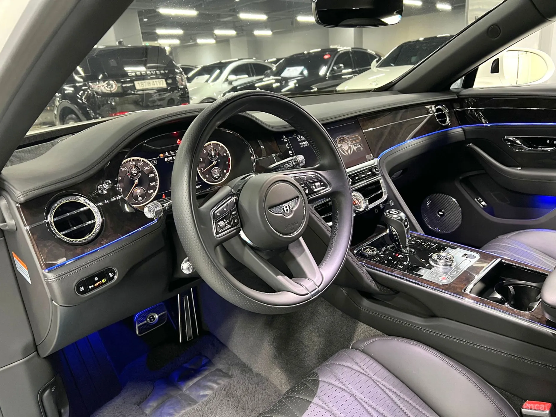 Bentley Flying Spur 3rd Generation превью 5
