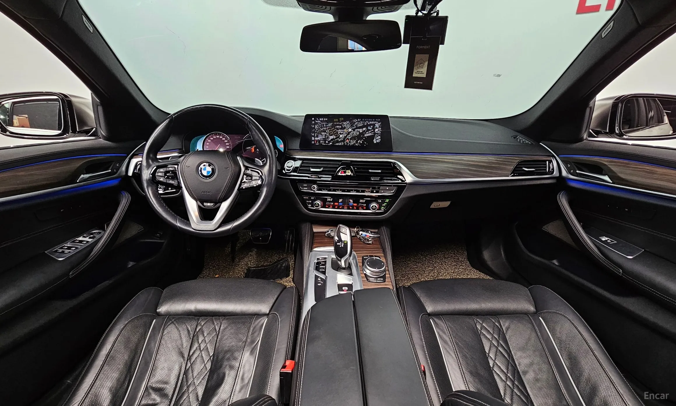 BMW 5 Series (G30) превью 4