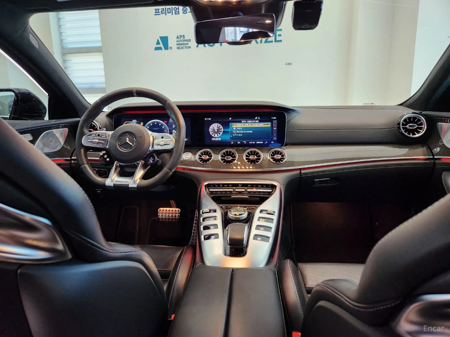 Mercedes Benz AMG GT превью 4