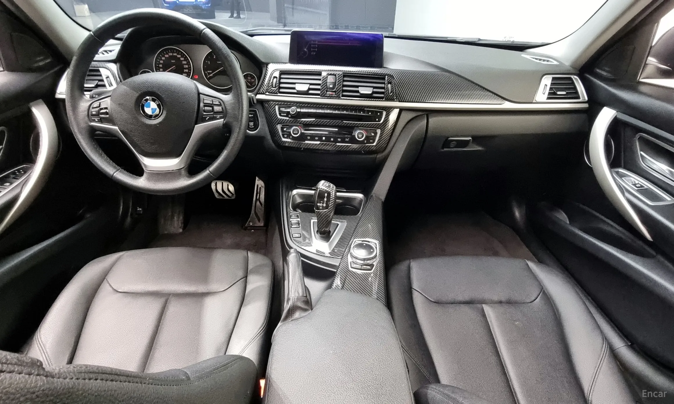BMW 3 Series (F30) превью 4
