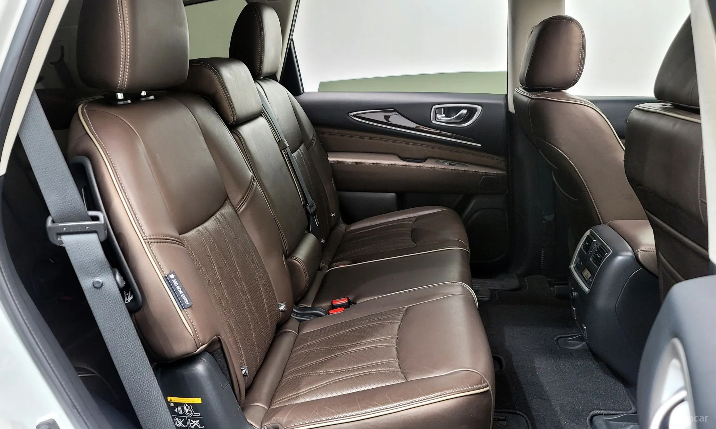 Infiniti QX60 превью 12