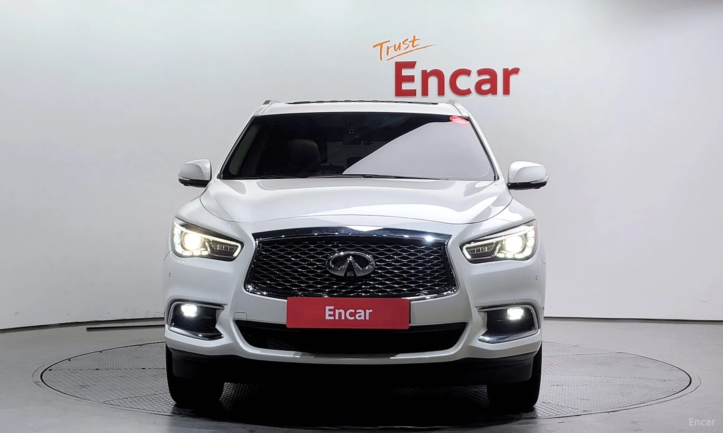 Infiniti QX60 превью 3