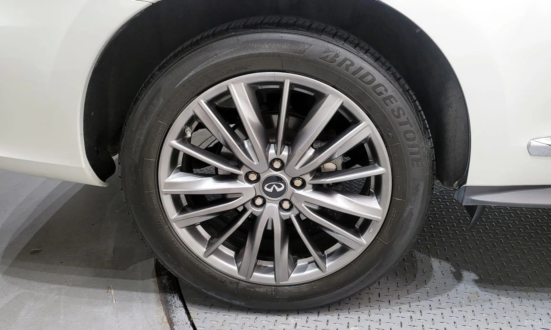 Infiniti QX60 превью 5