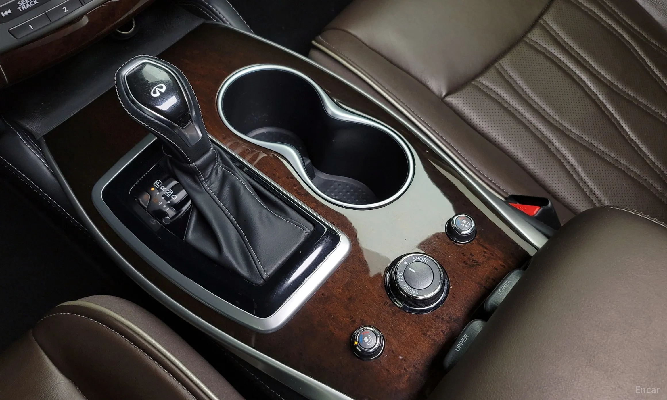 Infiniti QX60 превью 9