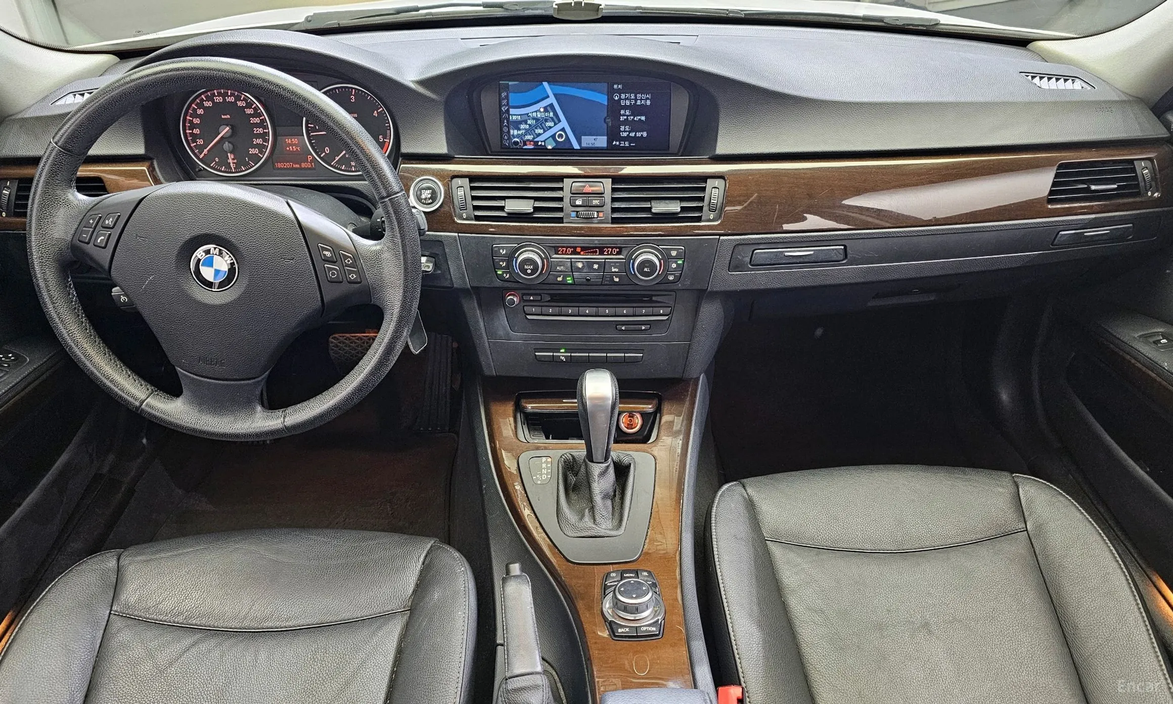 BMW 3 Series (E90) превью 4