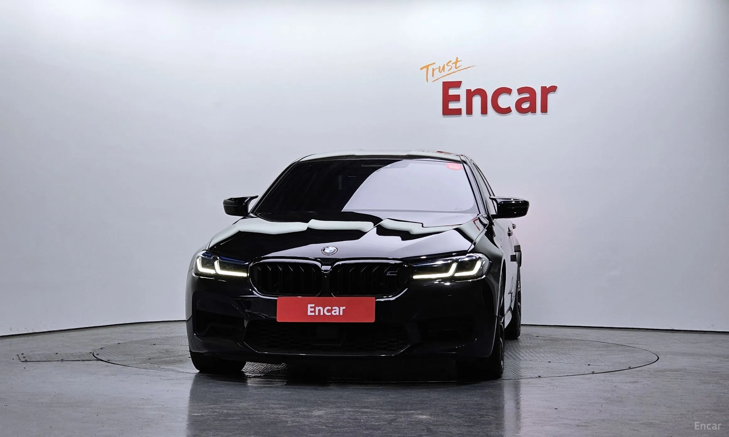BMW M5 (F90)