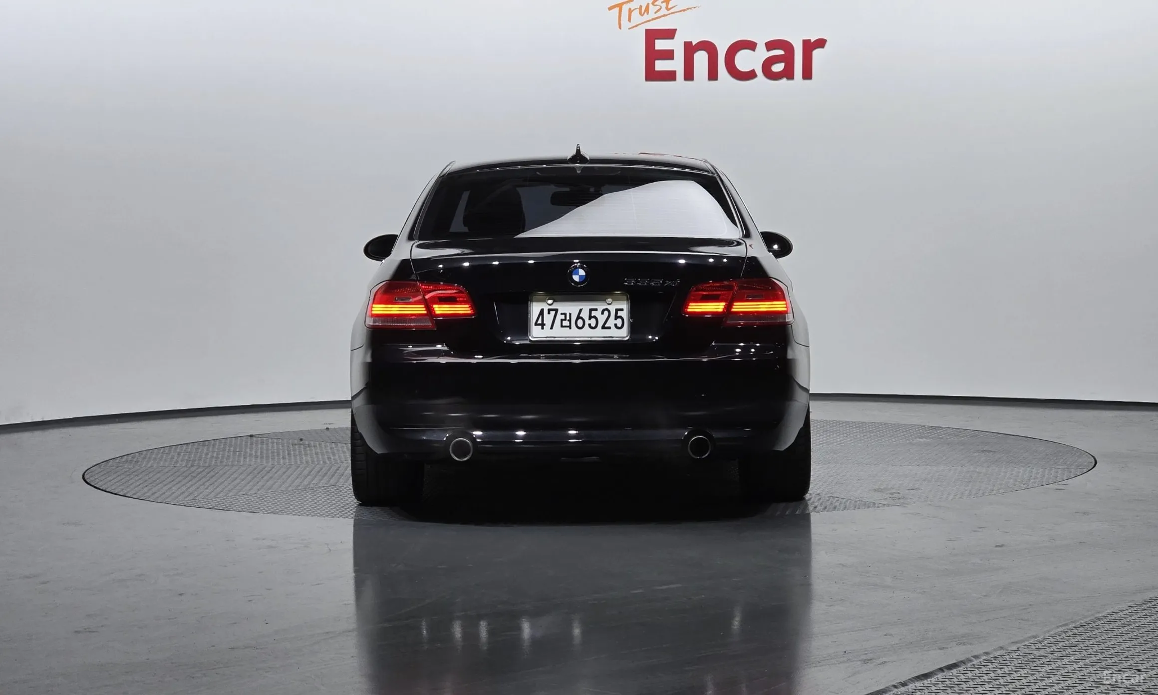 BMW 3 Series (E90) превью 3