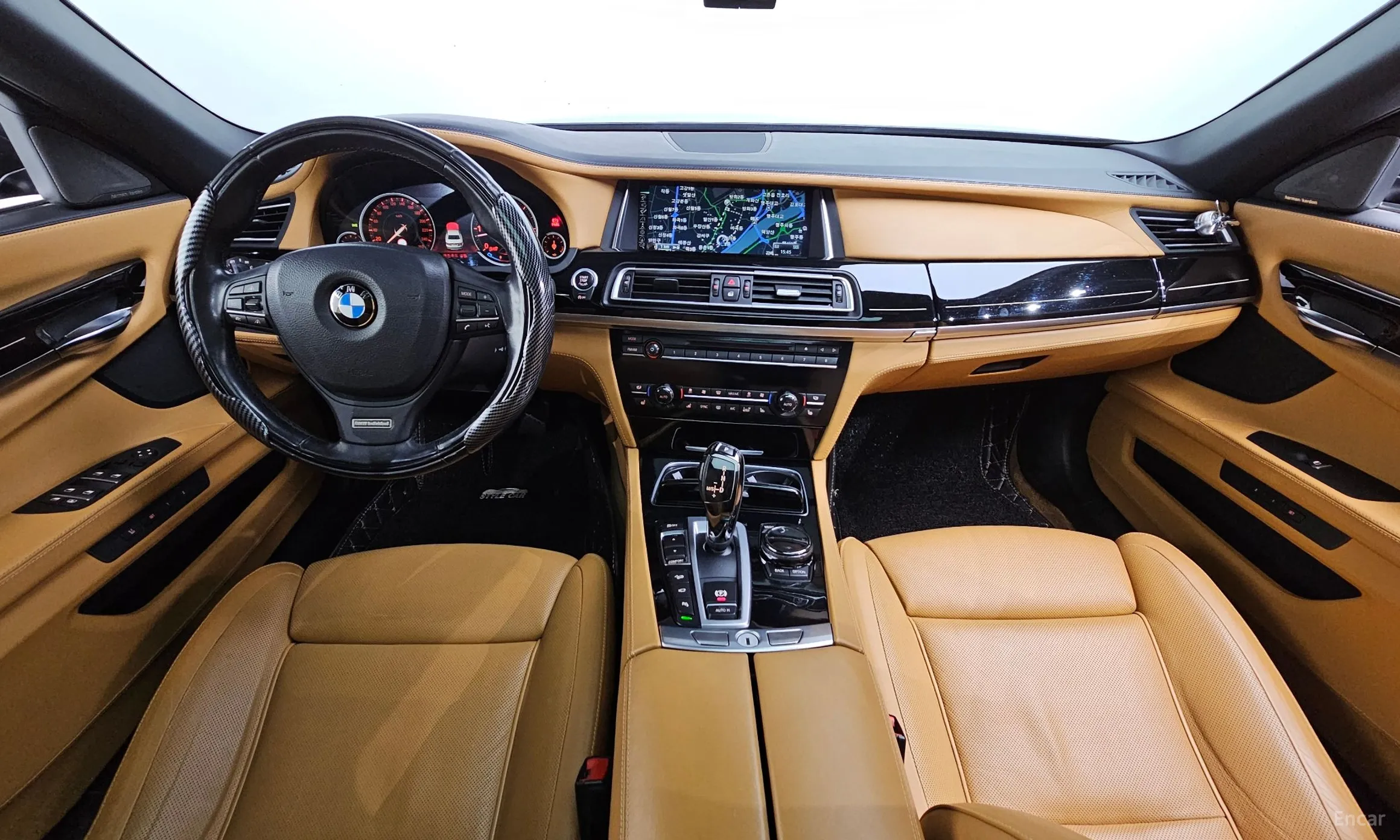 BMW 7 Series (F01) превью 4