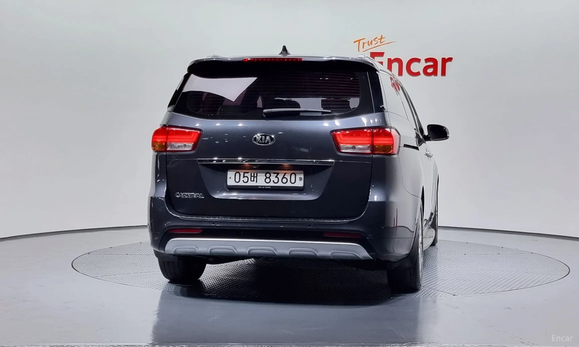 Kia Carnival превью 3