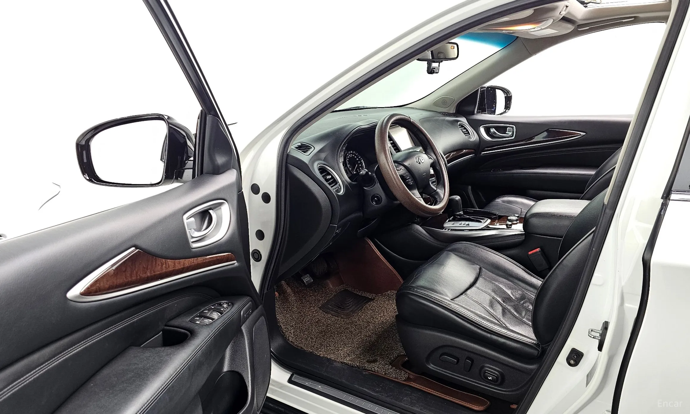 Infiniti QX60 превью 11