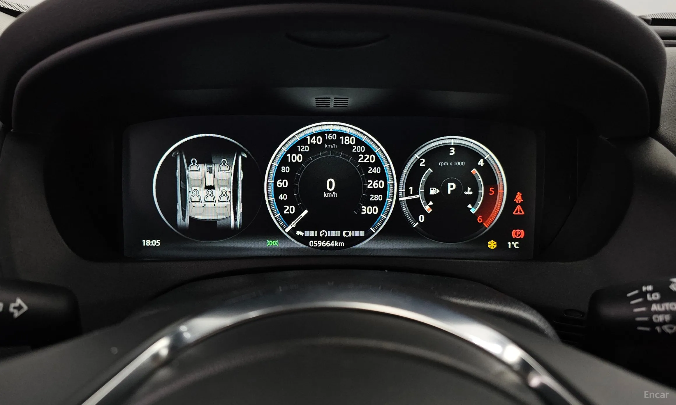 Jaguar XE превью 8
