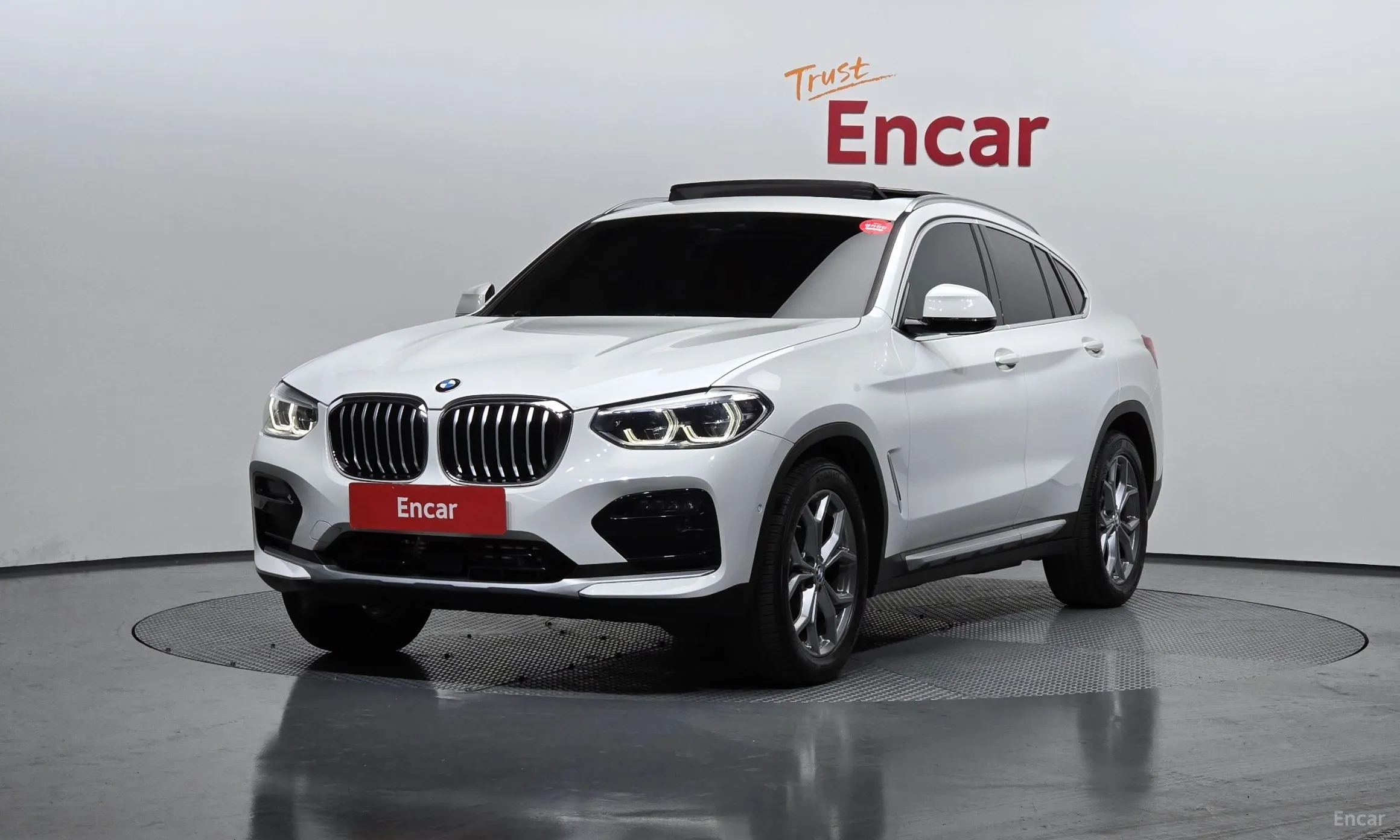 X4 (G02)