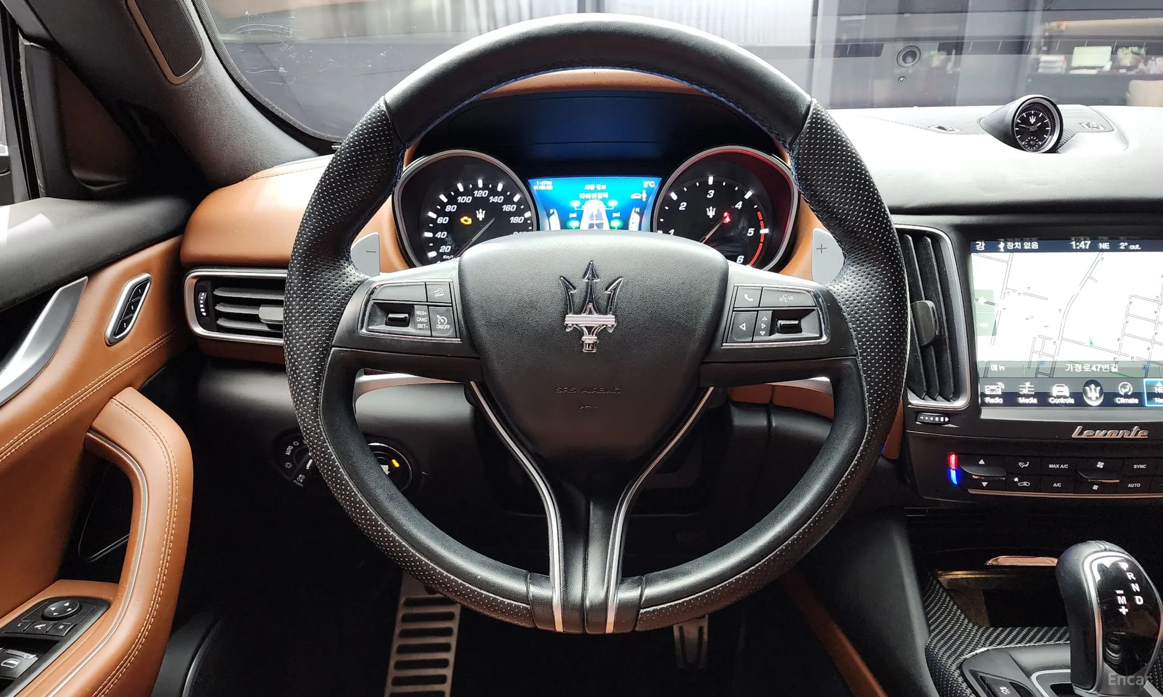 Maserati Levante превью 13
