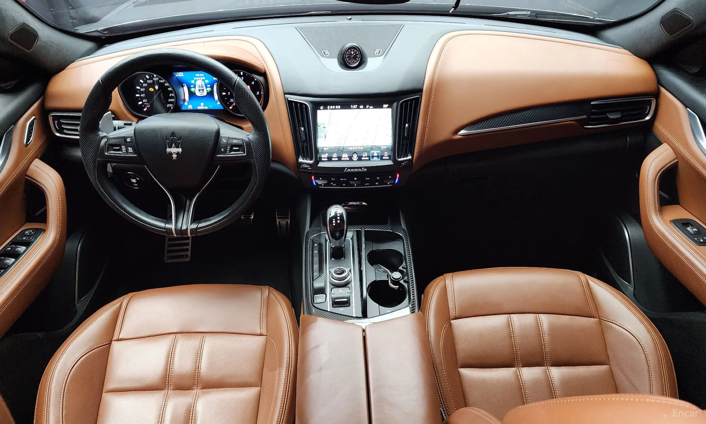 Maserati Levante превью 7