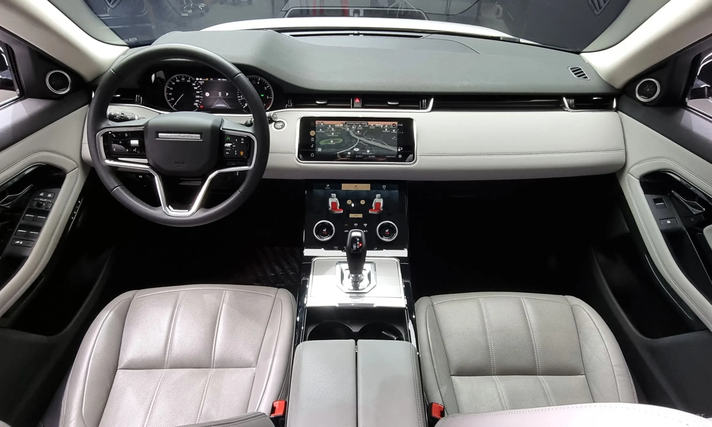 Land Rover Range Rover Evoque 2nd Generation превью 4