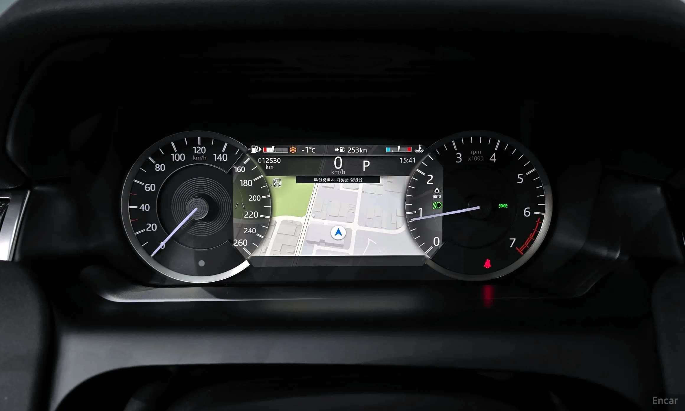 Land Rover Discovery Sports превью 8