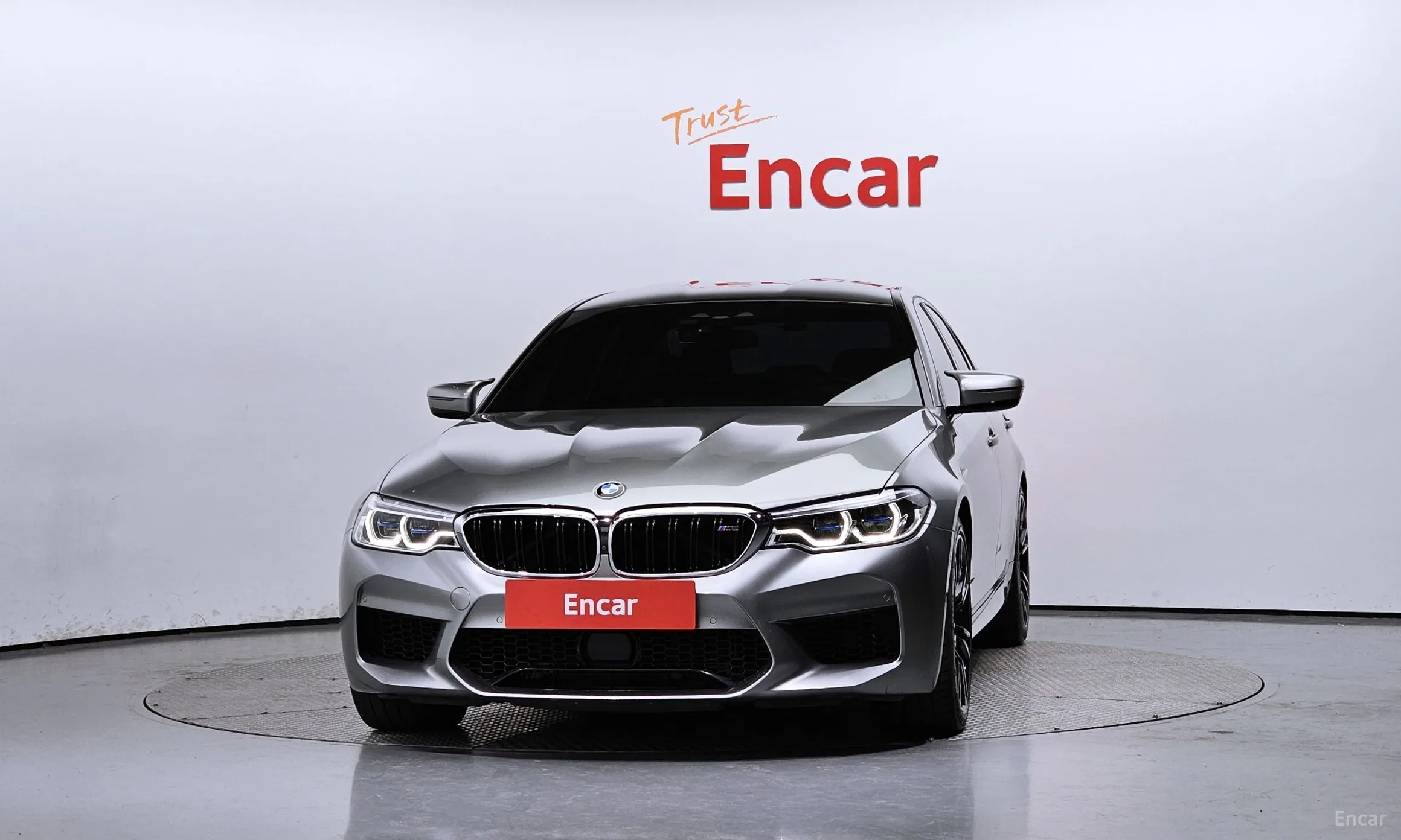 BMW M5 (F90)
