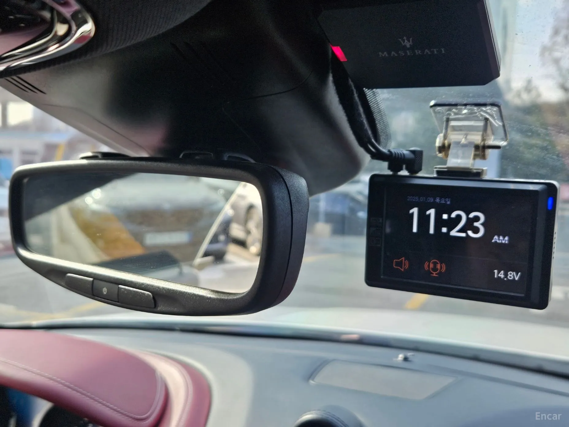 Maserati Ghibli превью 12