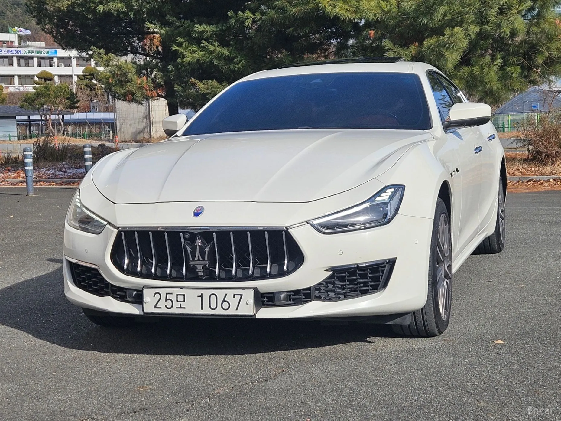 Maserati Ghibli превью 3