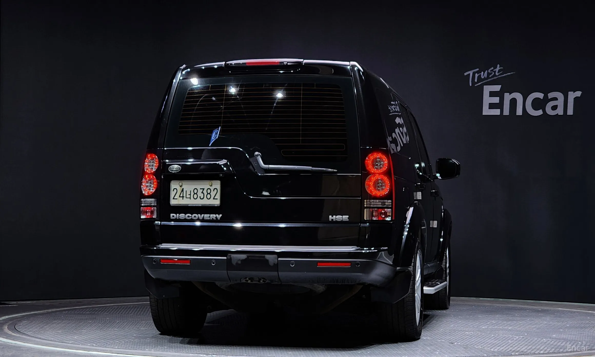 Land Rover Discovery 4 превью 3