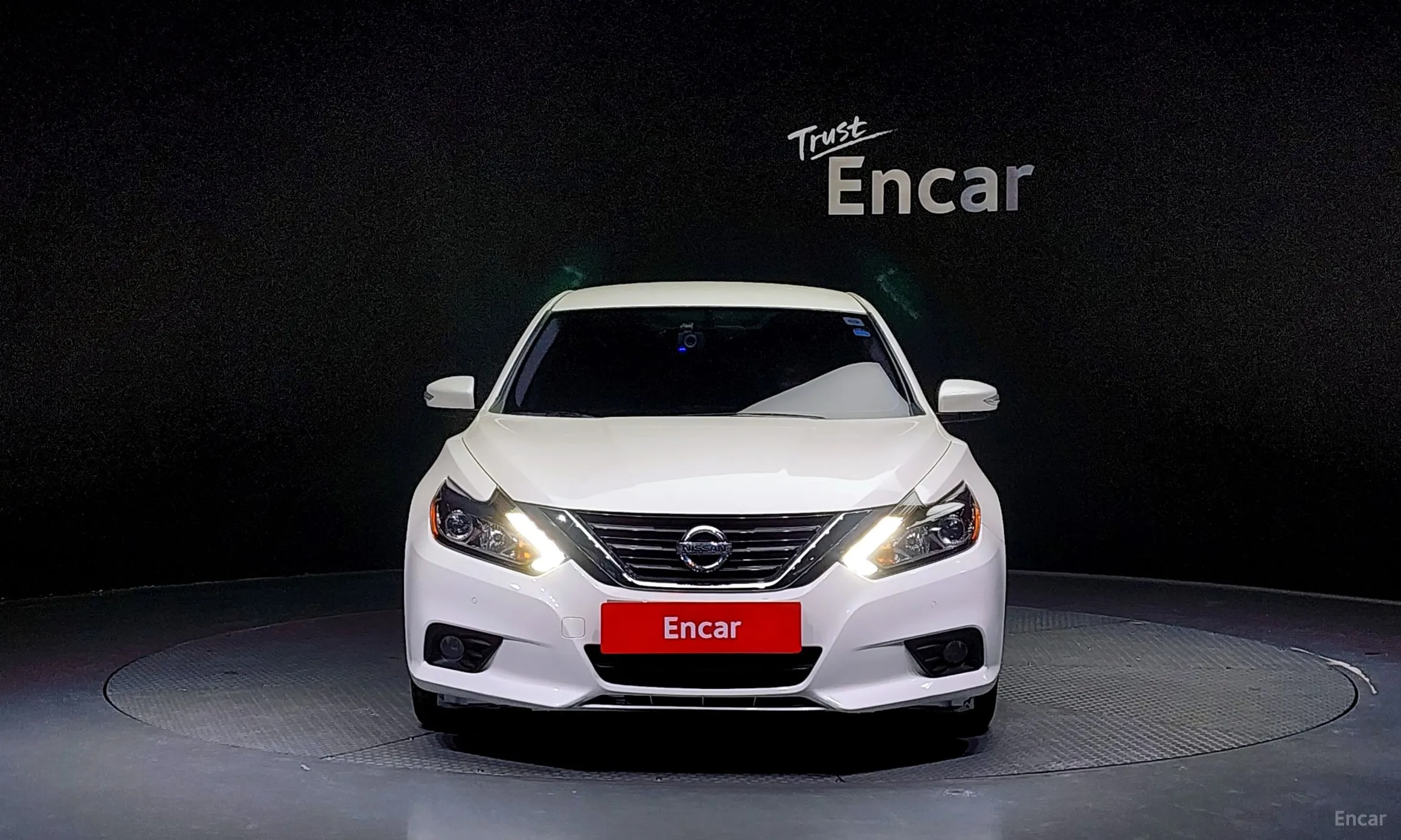 Nissan Altima превью 3