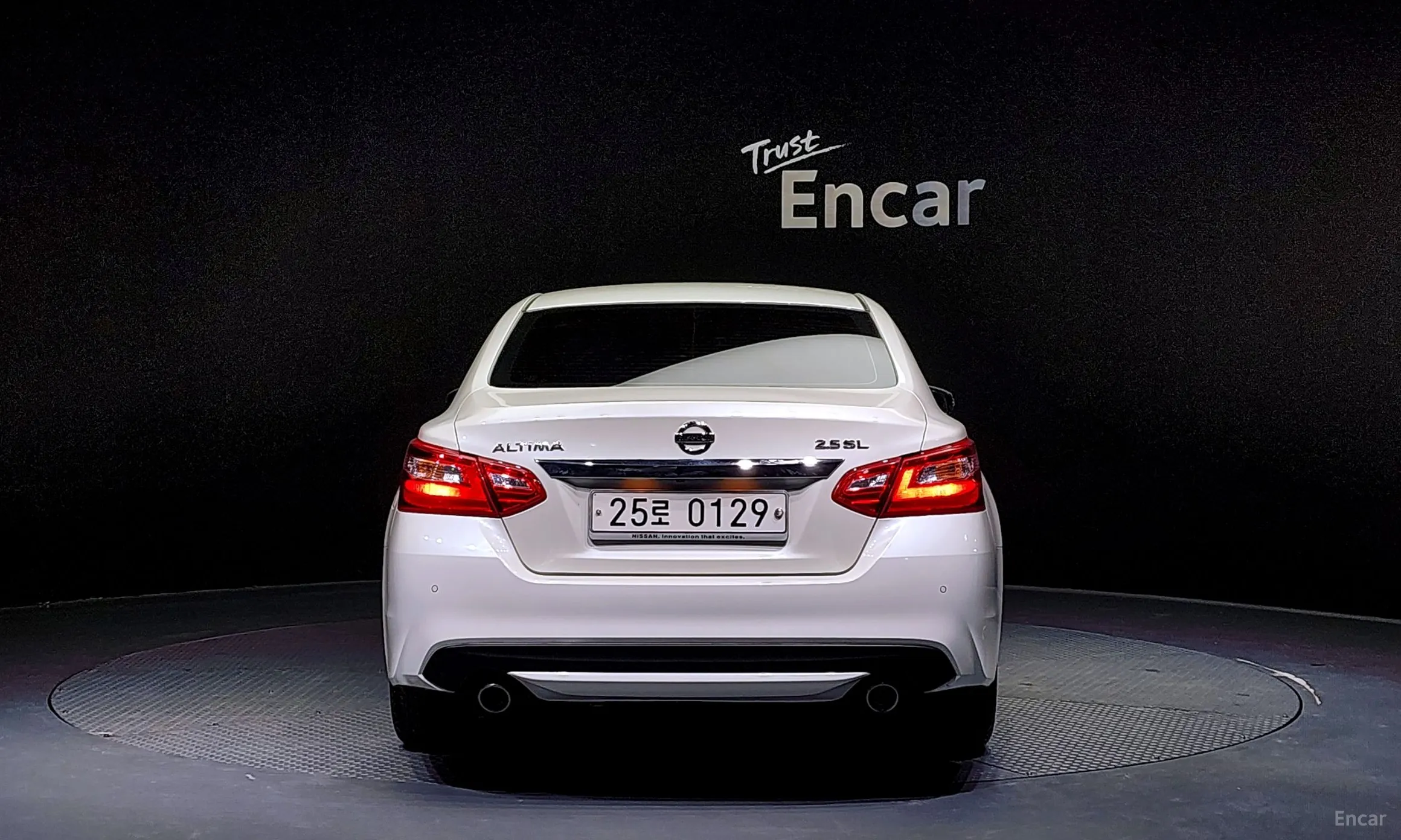 Nissan Altima превью 4