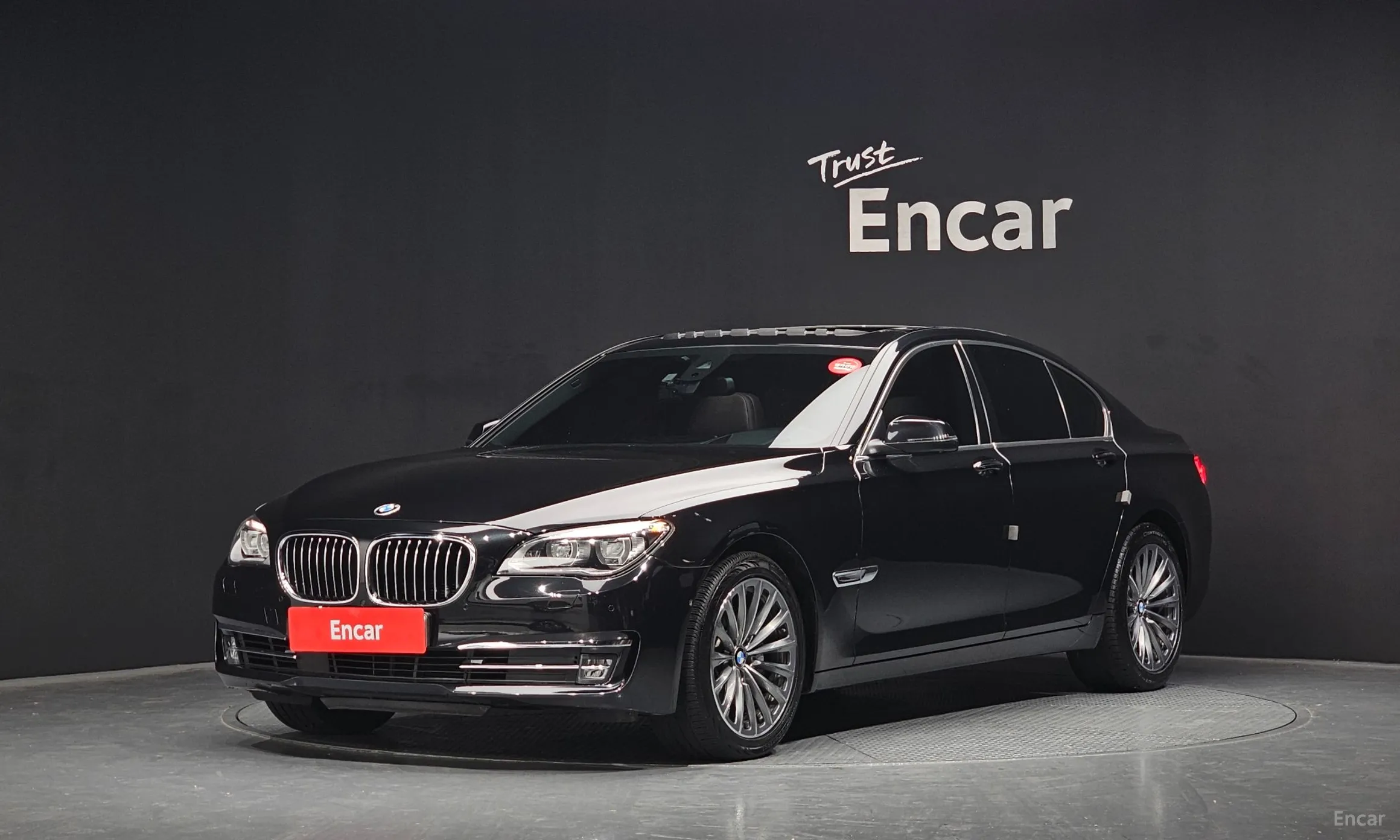 BMW 7 Series (F01)