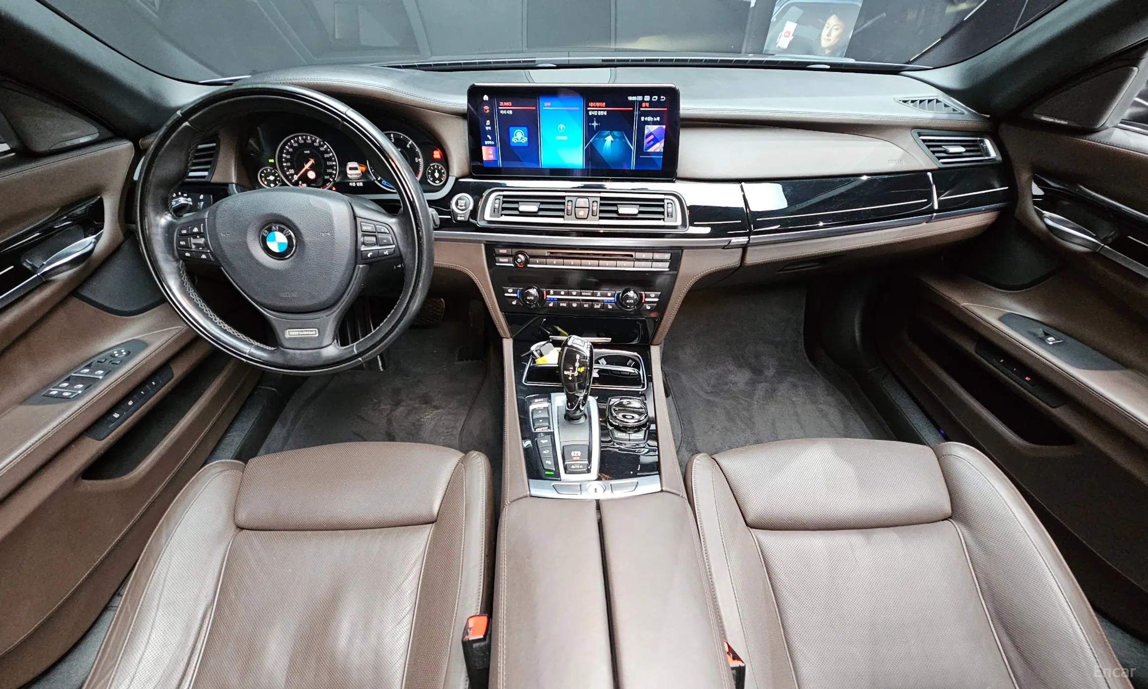 BMW 7 Series (F01) превью 4