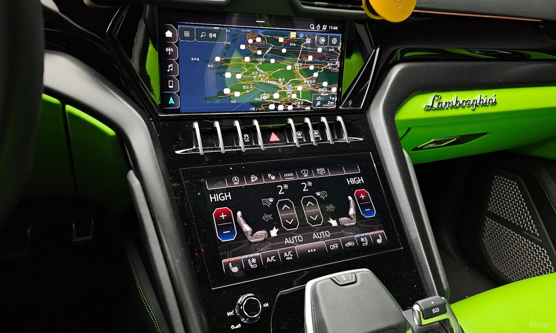 Lamborghini Urus превью 14