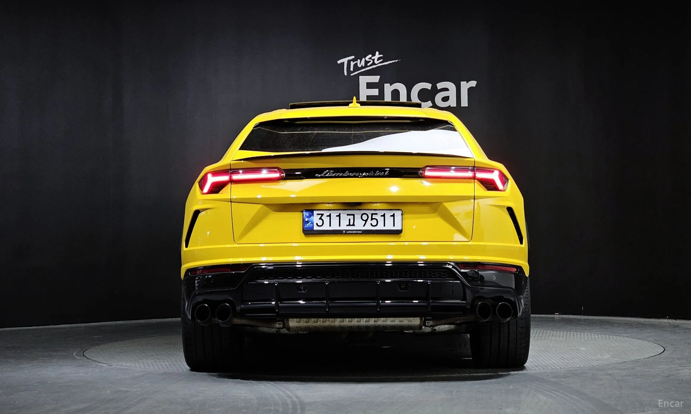 Lamborghini Urus превью 4