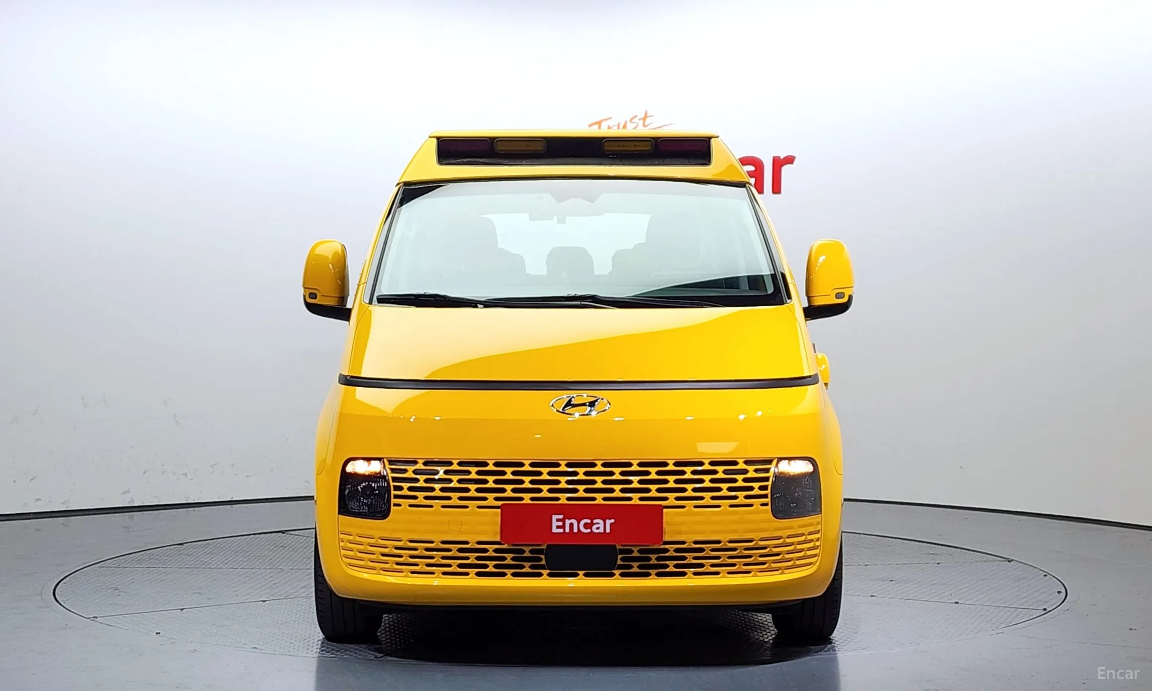 Hyundai Staria превью 2
