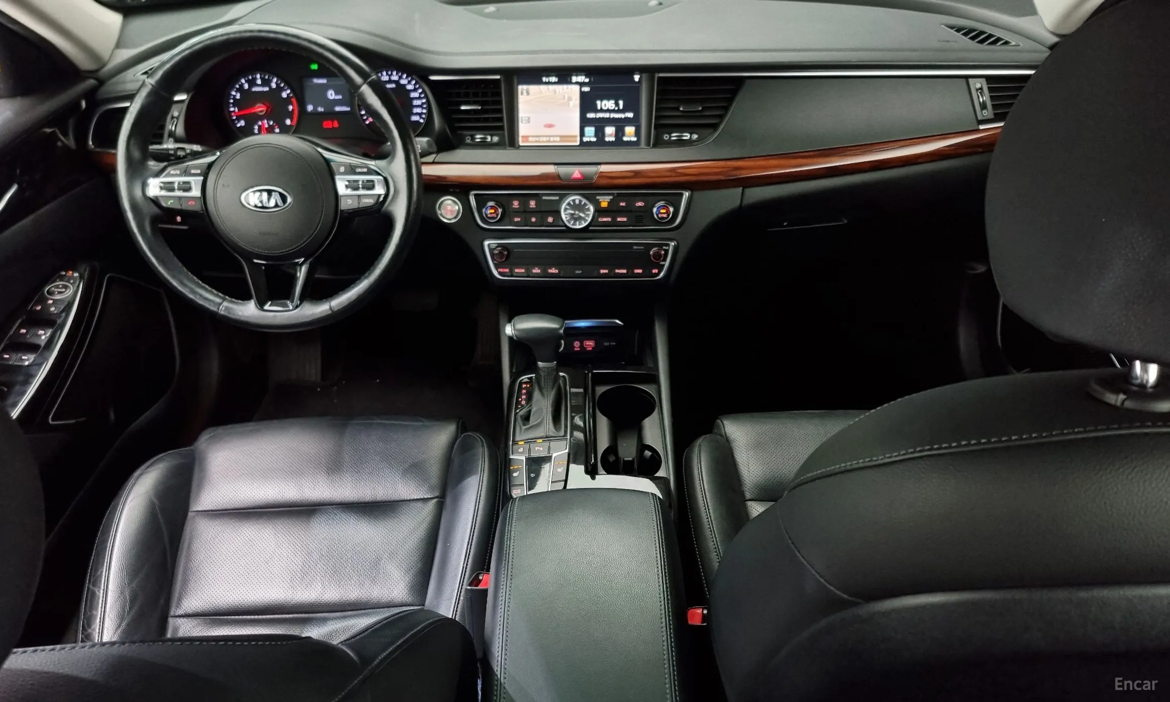 Kia K7 превью 4