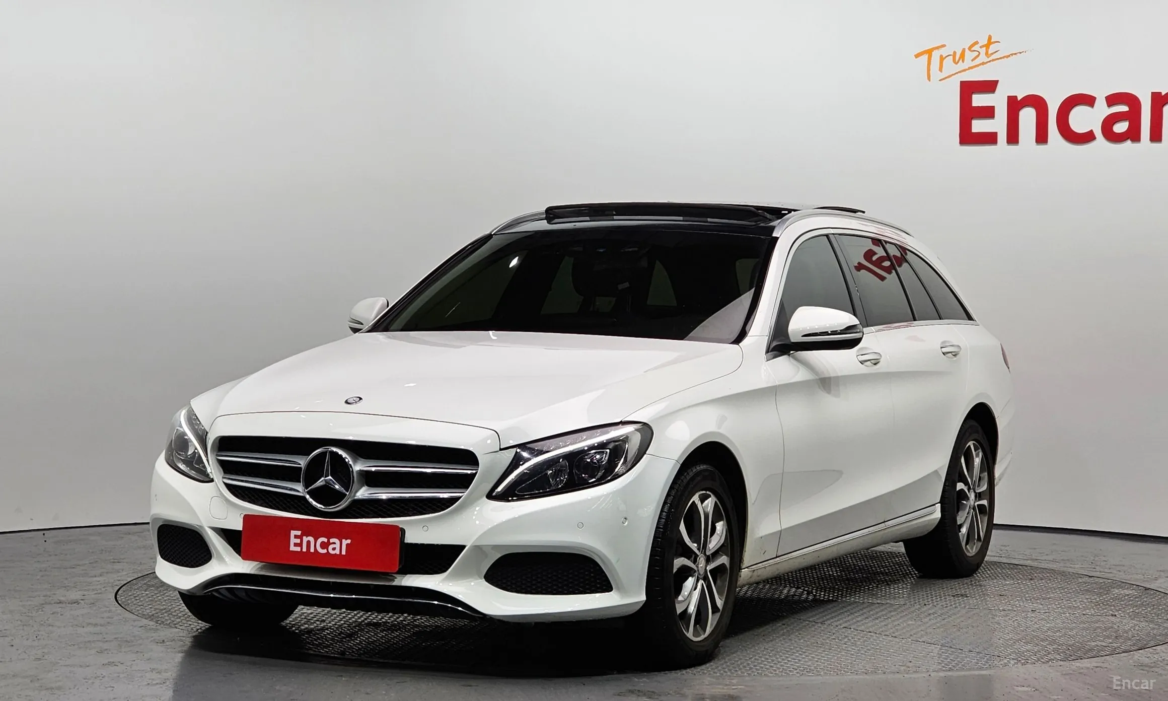 Mercedes Benz C-Class W205