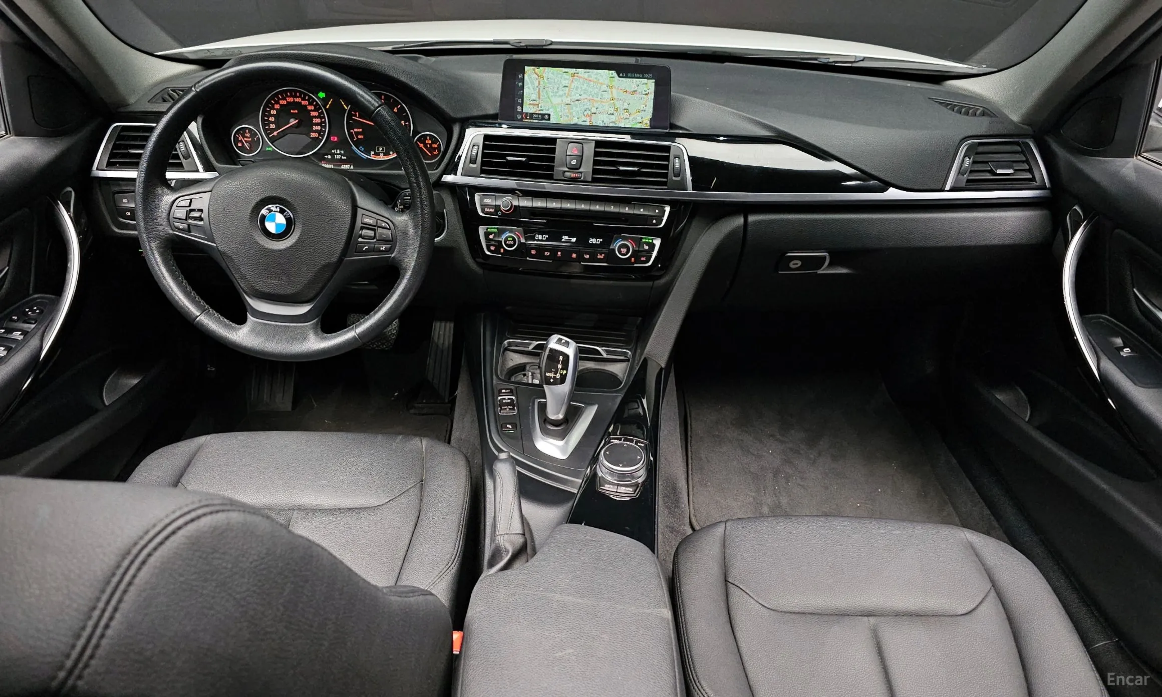 BMW 3 Series (F30) превью 4