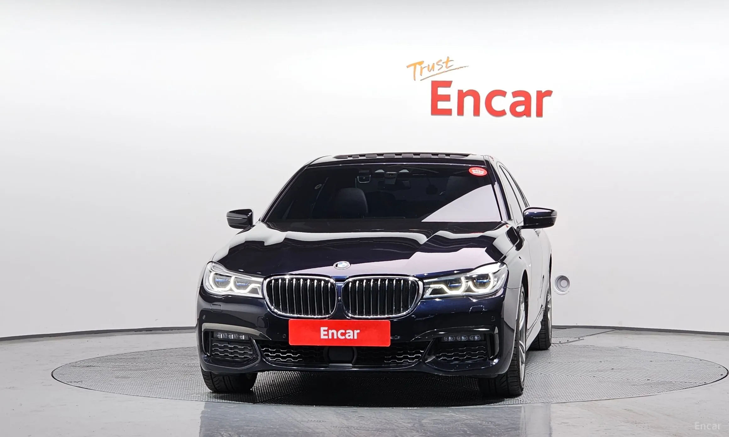 BMW 7 Series (G11) превью 2