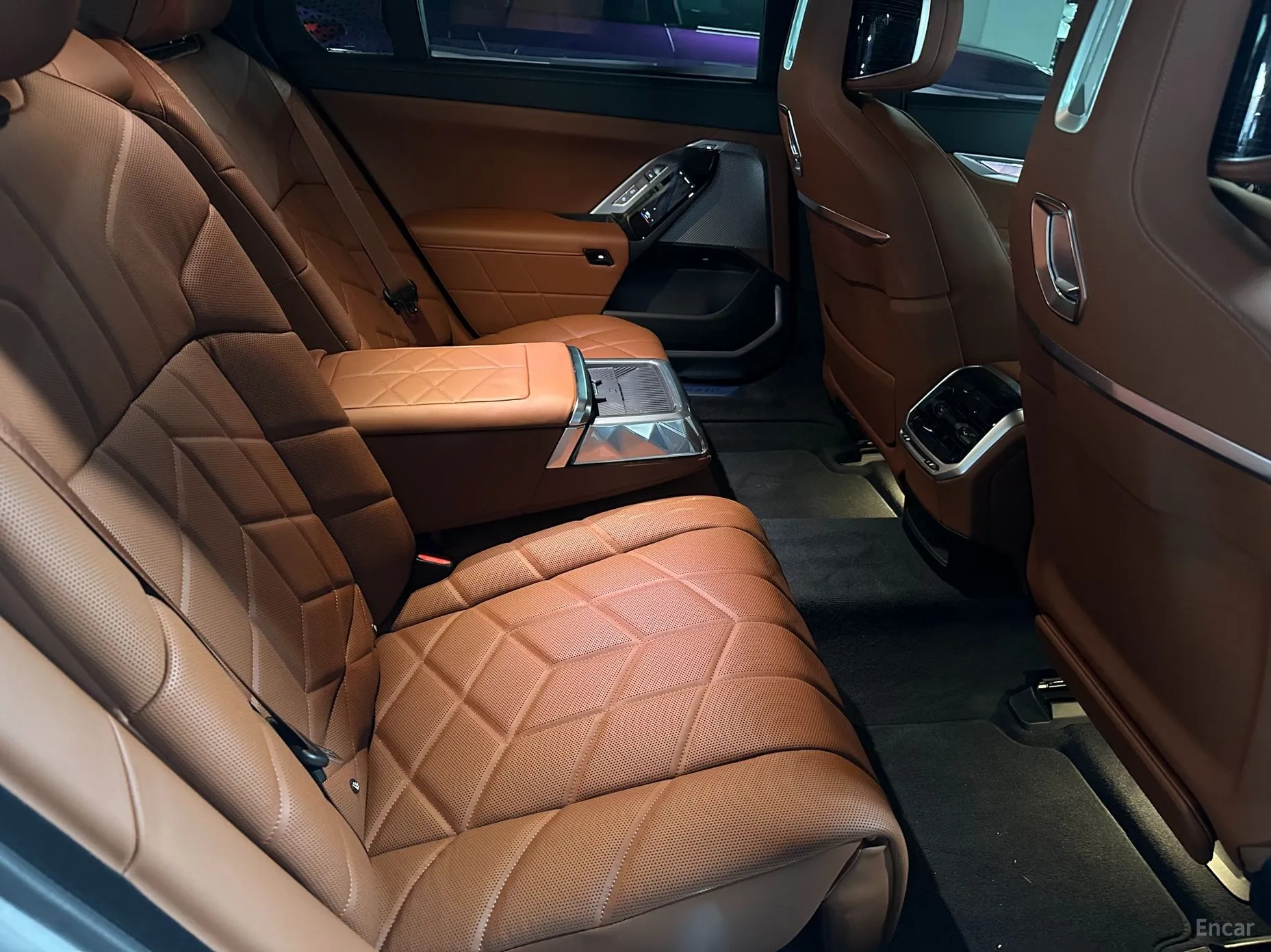 BMW 7 Series (G70) превью 4