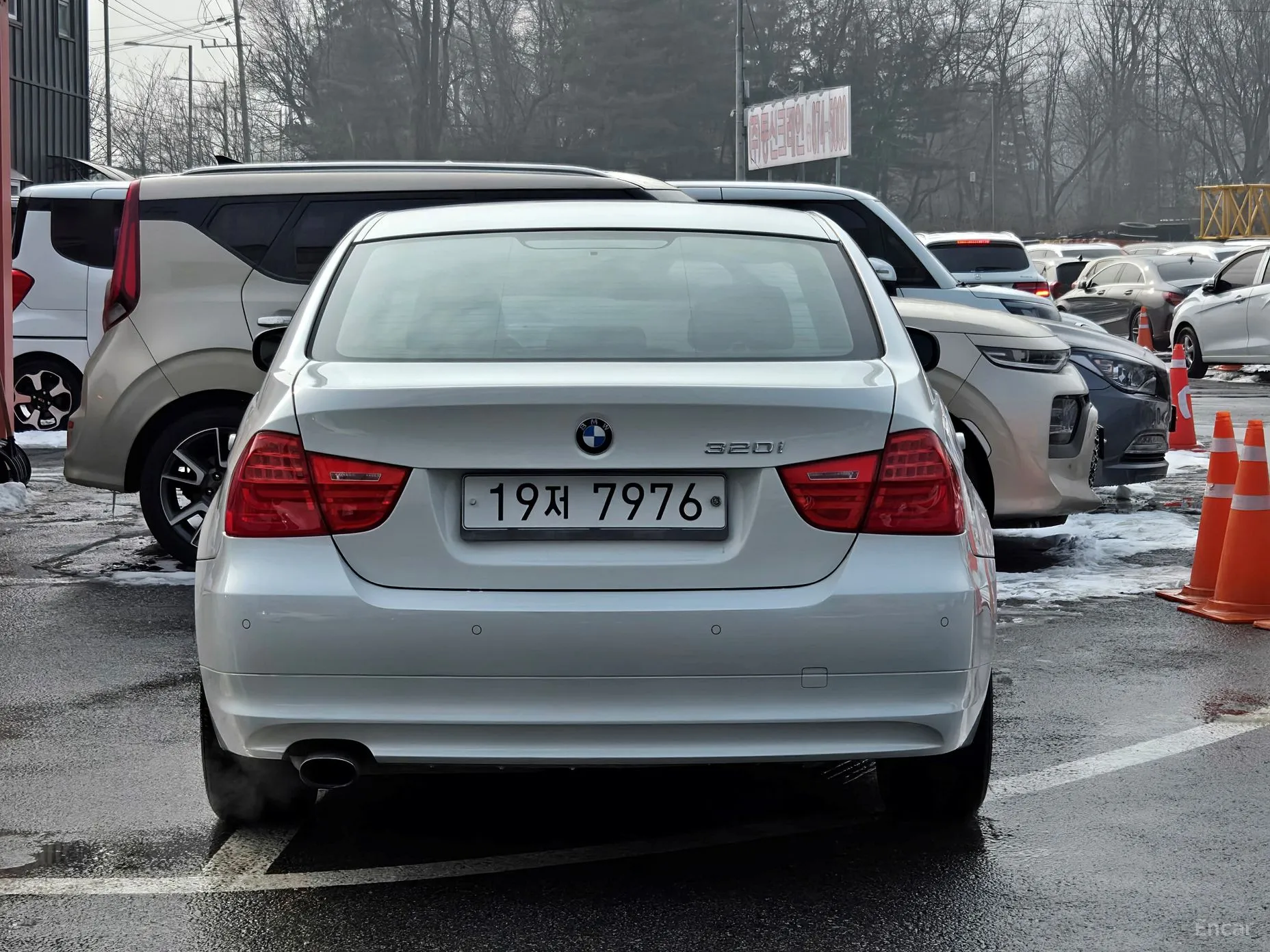 BMW 3 Series (E90) превью 3