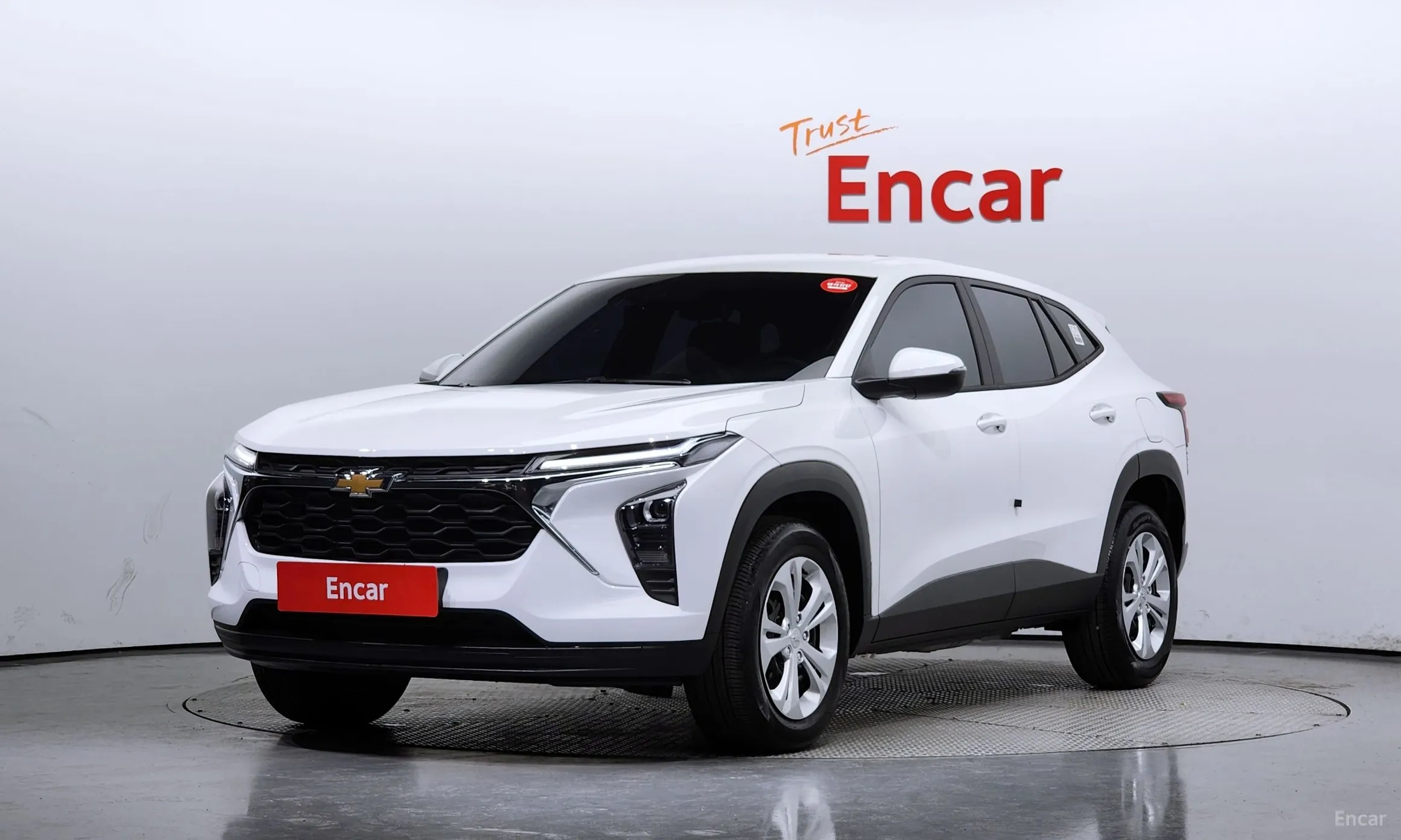 Trax Crossover