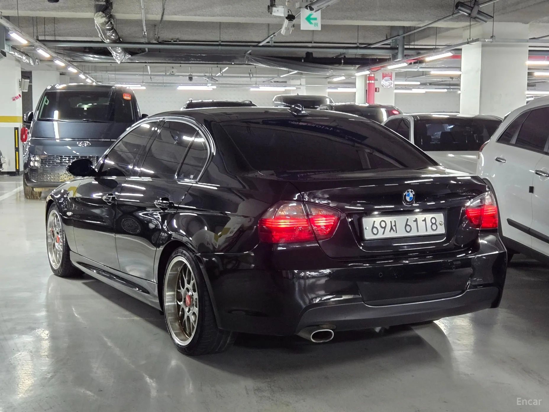 BMW 3 Series (E90) превью 3