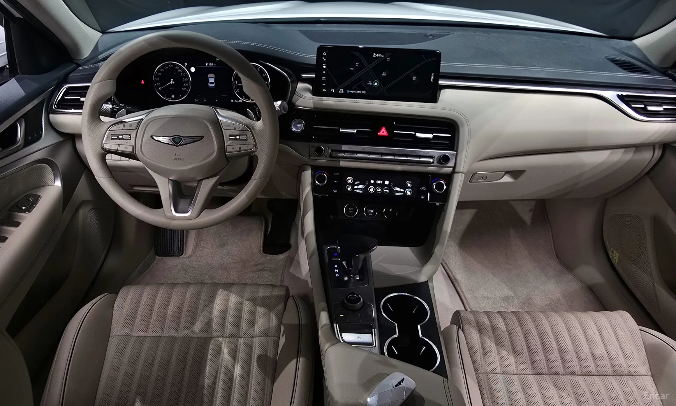 Genesis G70 превью 4