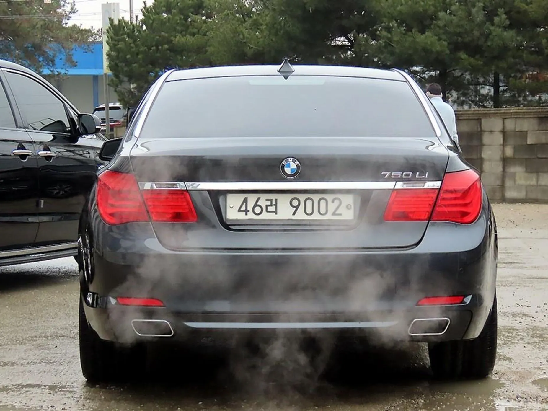 BMW 7 Series (F01) превью 3