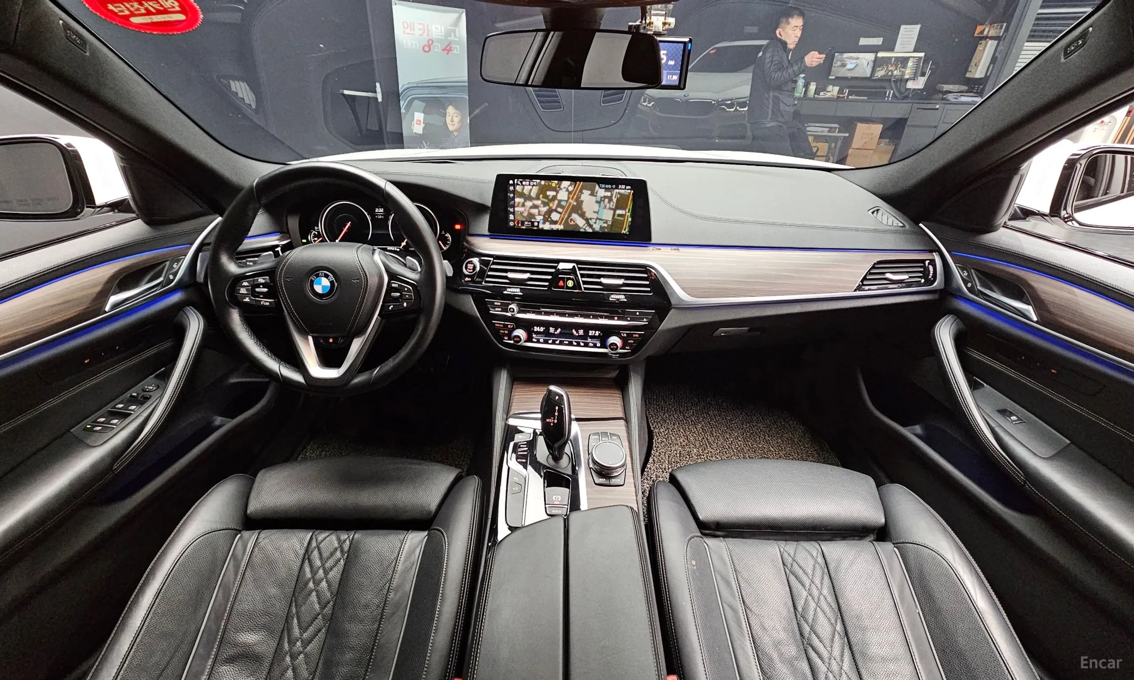 BMW 5 Series (G30) превью 4