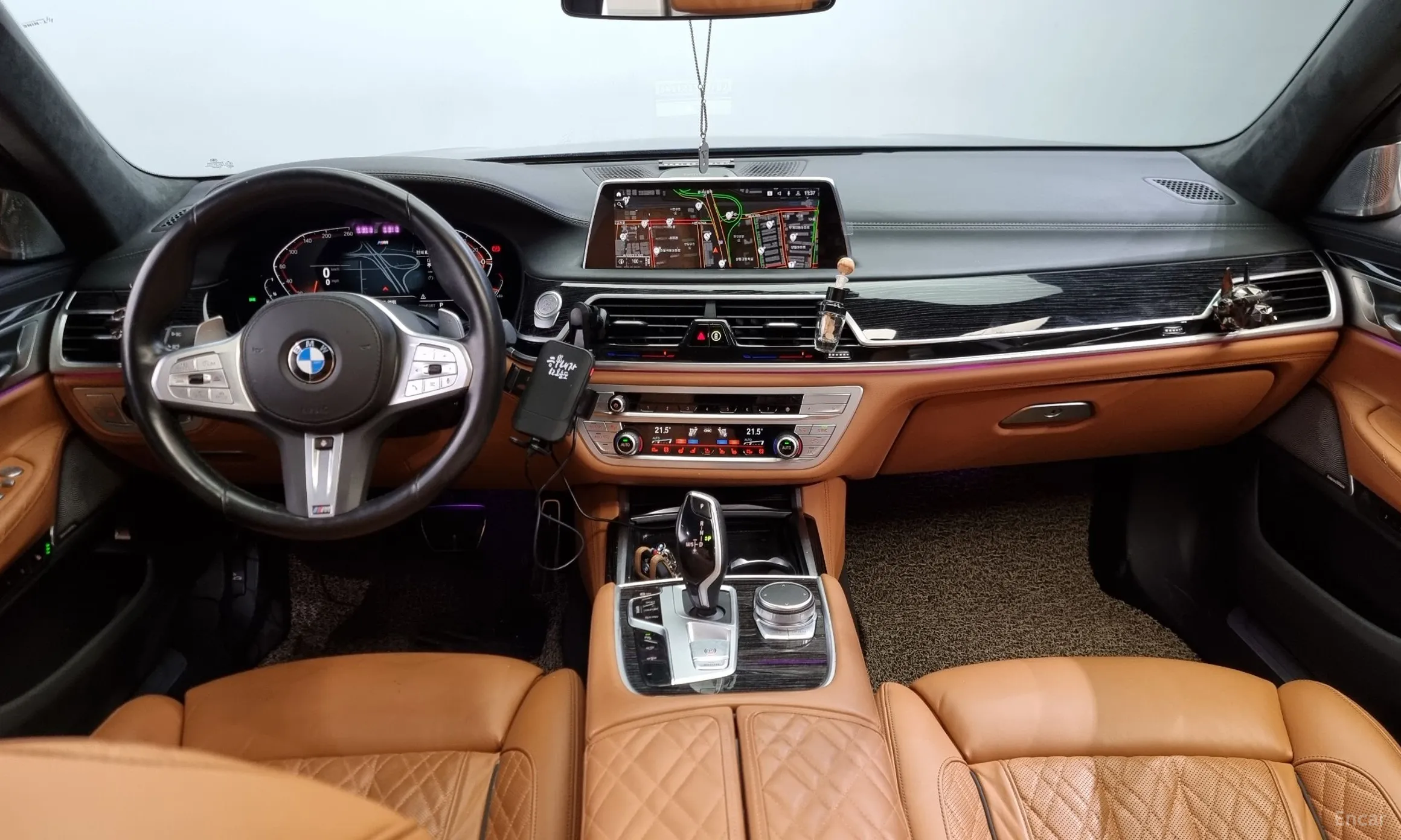 BMW 7 Series (G11) превью 4
