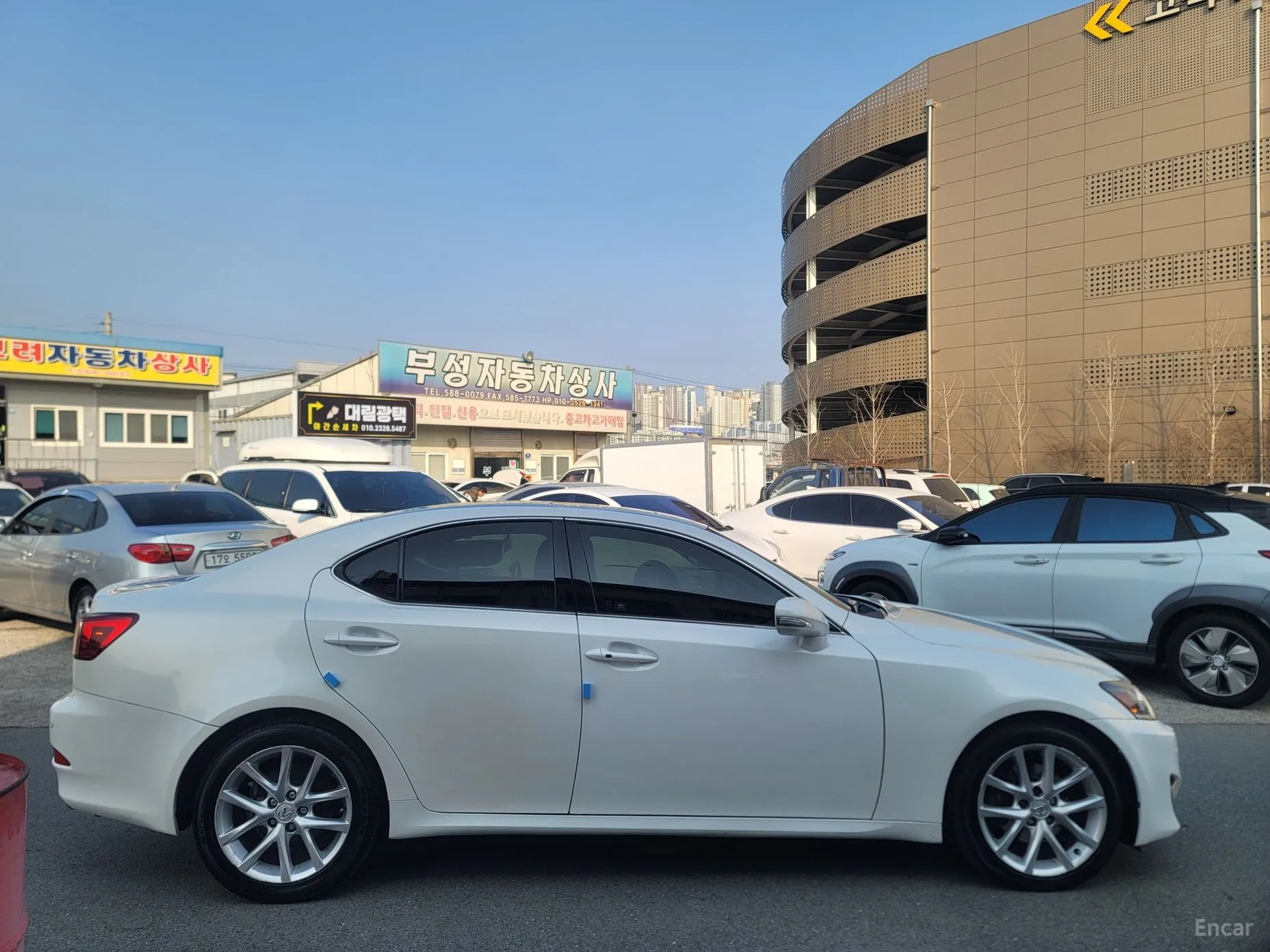 Lexus IS250 превью 4