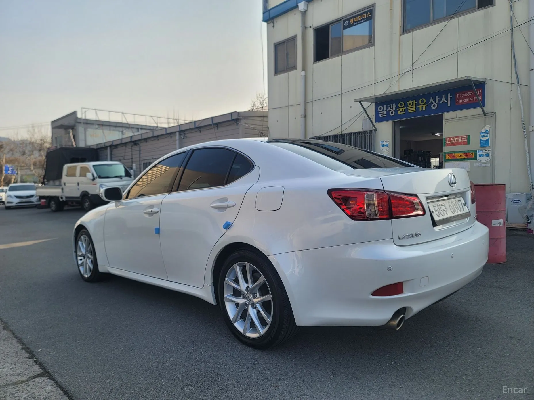 Lexus IS250 превью 7