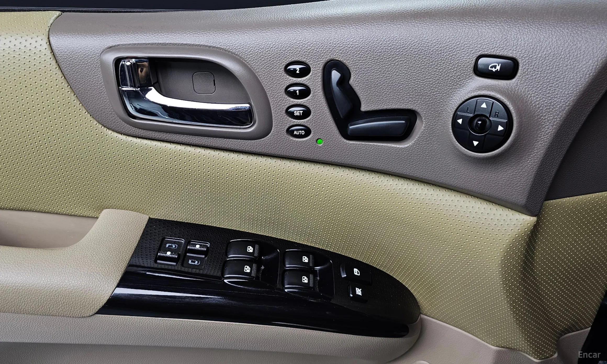 Kia Carnival R превью 12