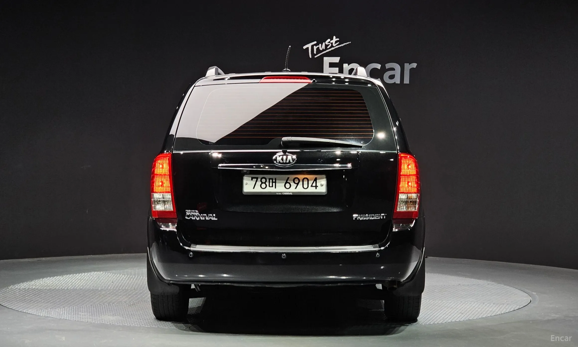 Kia Carnival R превью 4
