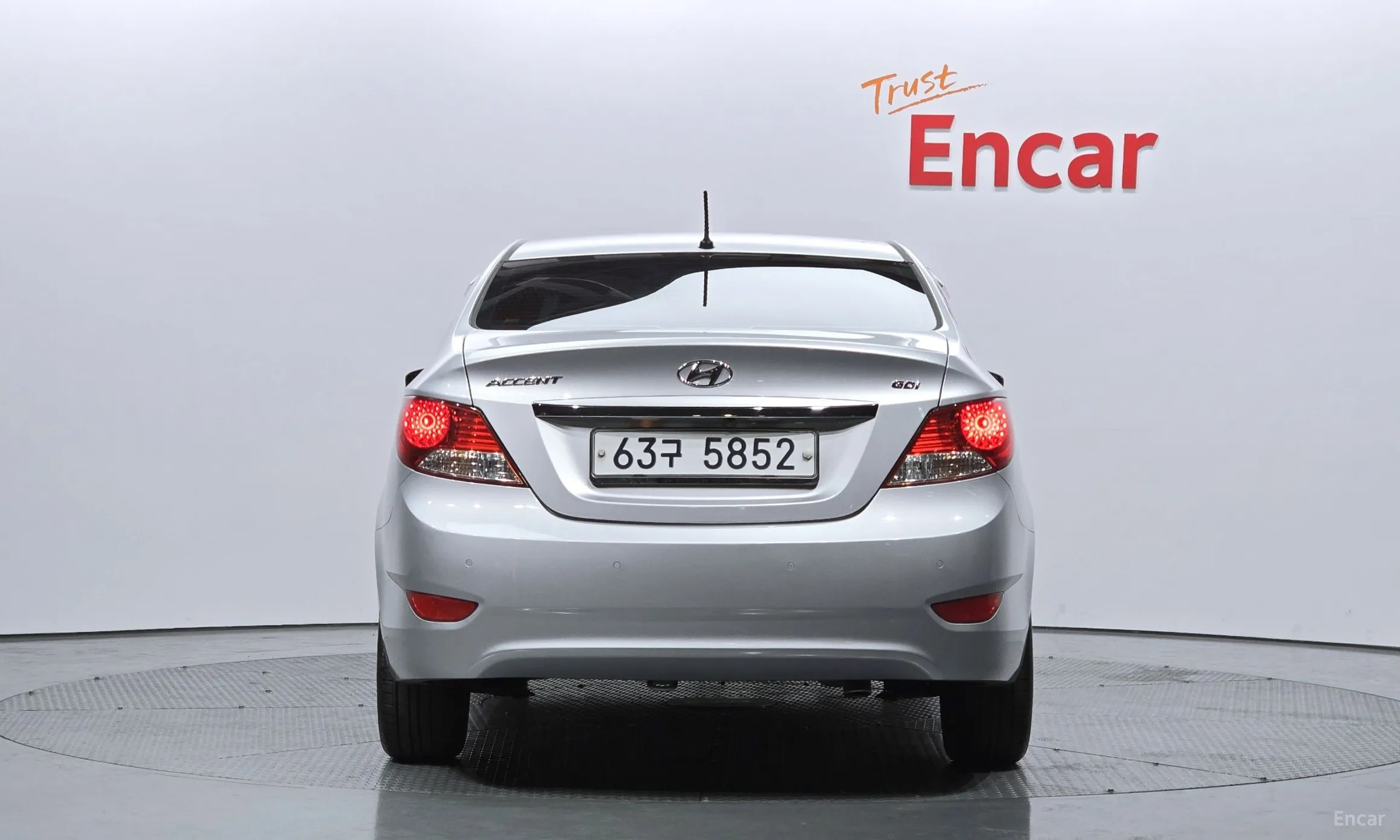 Hyundai Accent (new) превью 3