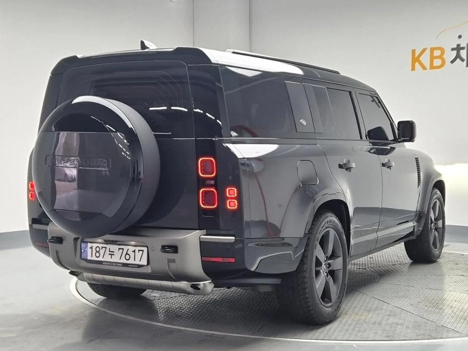 Land Rover Defender (L663) превью 2